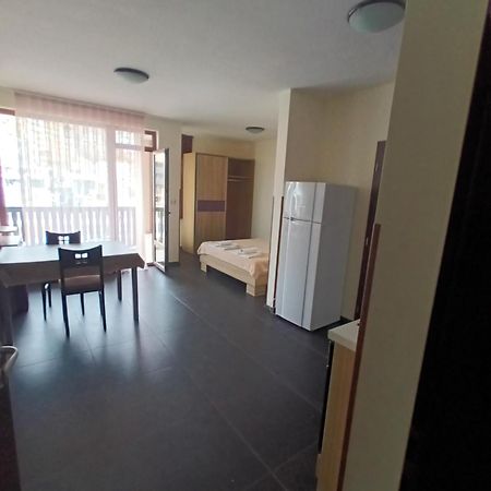 Студио-Шипка Sveti Vlas Exterior foto